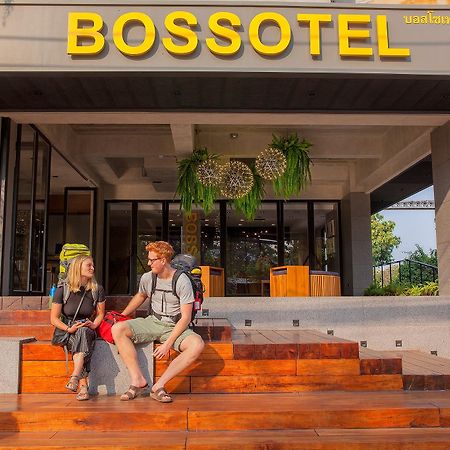 Bossotel Chiang Mai Extérieur photo