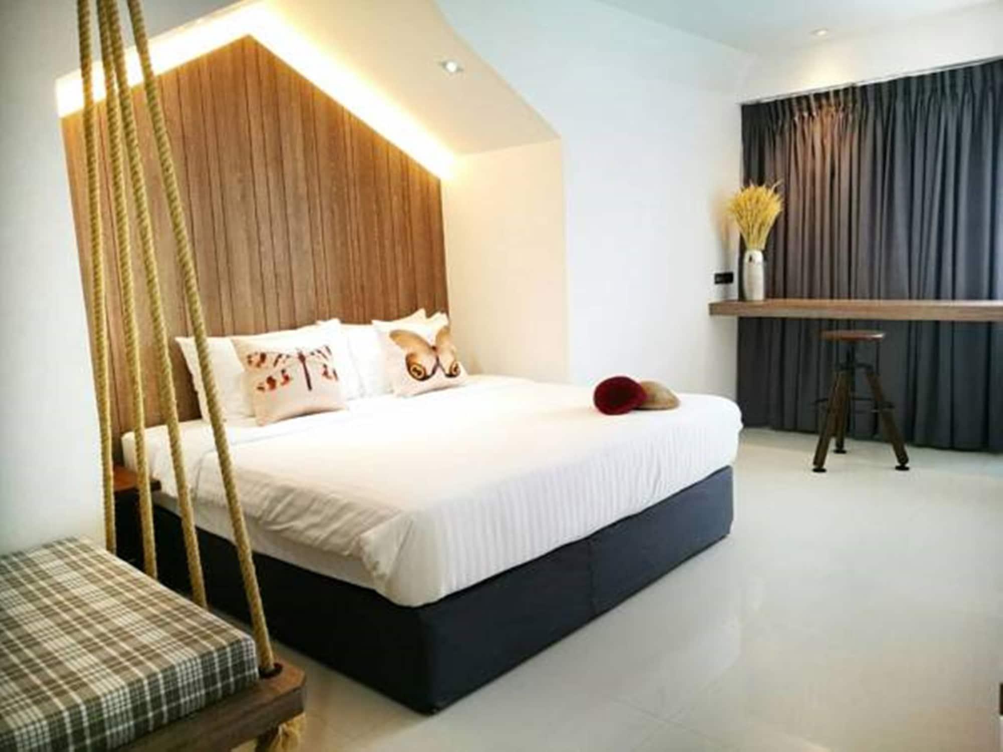 Bossotel Chiang Mai Extérieur photo