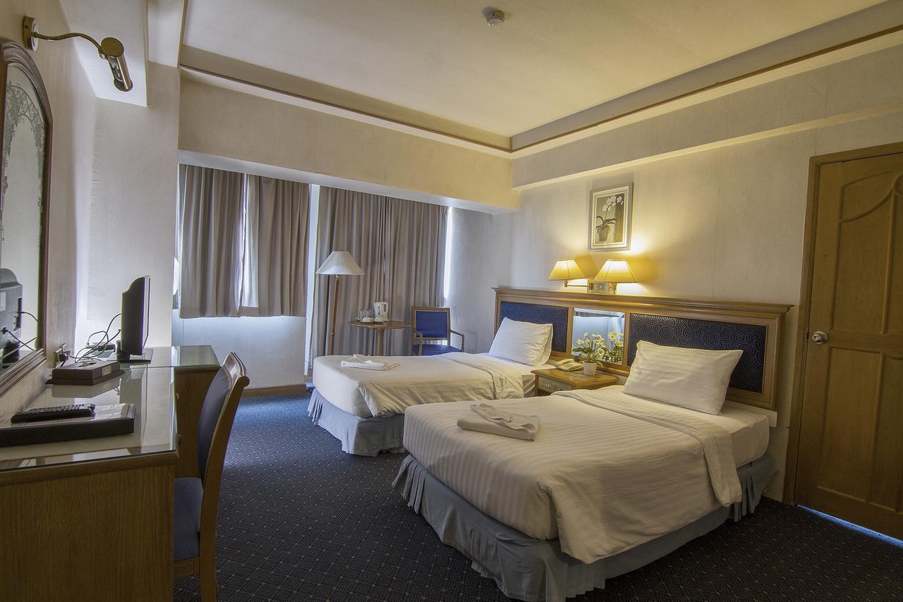 Bossotel Chiang Mai Extérieur photo